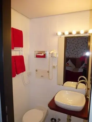 Comfort Tek Büyük Yataklı Oda