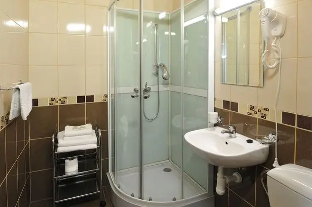 Tek Büyük veya İki Ayrı Yataklı Oda