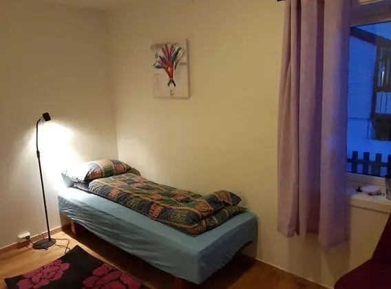 Tek Kişilik Oda, Ortak Banyo