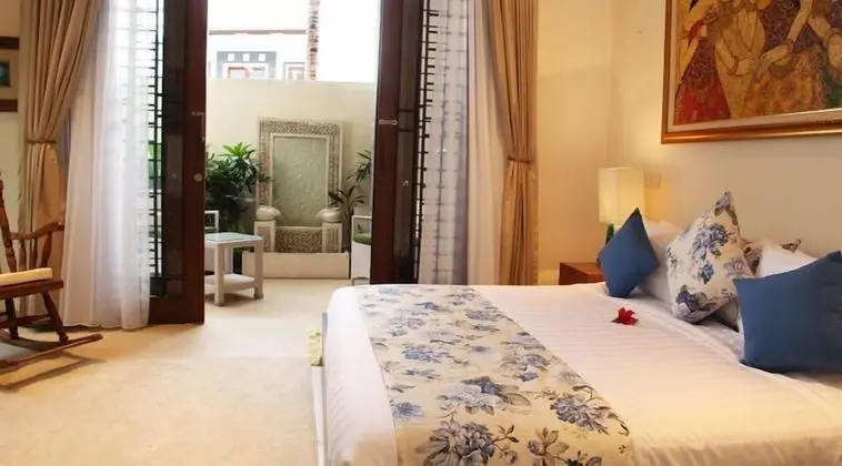 Deluxe Villa, 5 Yatak Odası, Sigara İçilmez, Havuz Manzaralı