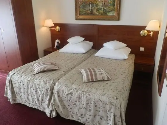 Comfort Tek Büyük veya İki Ayrı Yataklı Oda