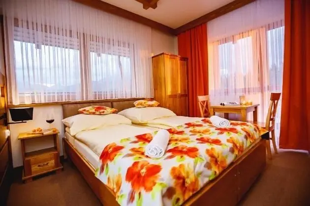 Tek Büyük Yataklı Oda, Balkon