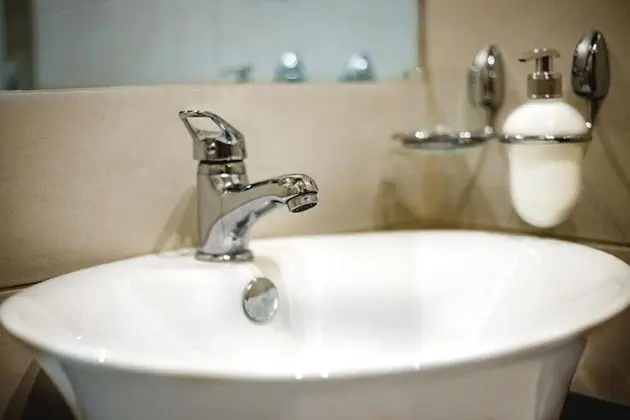 Tek Büyük Yataklı Oda, Balkon