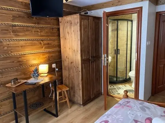 Dört Kişilik Oda (2)