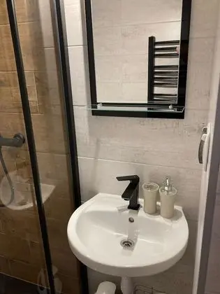 Tek Büyük Yataklı Oda (1)