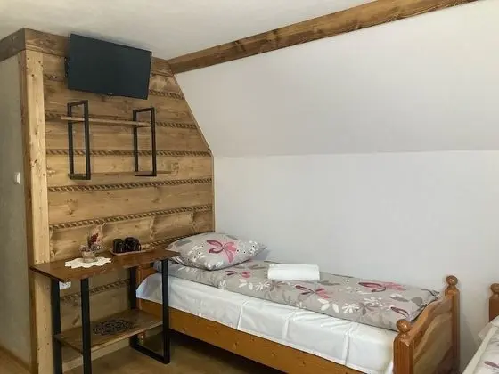 Tek Büyük Yataklı Oda, Balkon, Dağ Manzaralı (3)