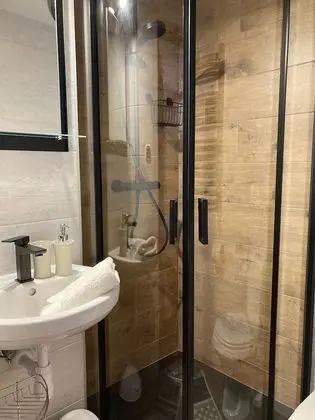 Tek Büyük Yataklı Oda, Balkon, Dağ Manzaralı (3)