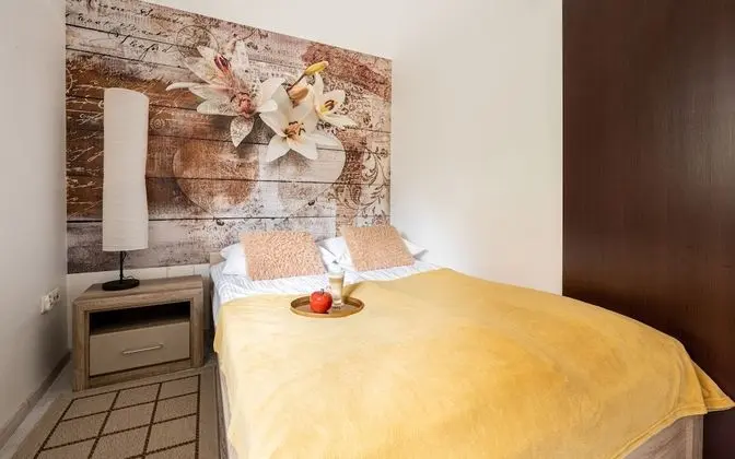 Tek Büyük Yataklı Oda