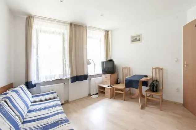 Tek Büyük Yataklı Oda (2)