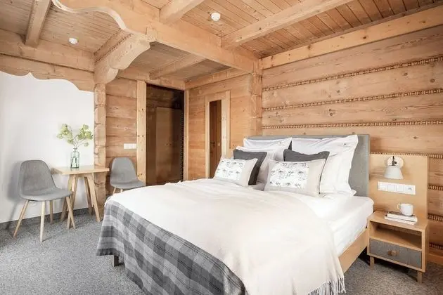 Deluxe Tek Büyük veya İki Ayrı Yataklı Oda, Balkon