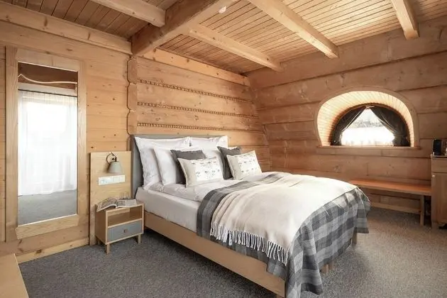 Deluxe Tek Büyük veya İki Ayrı Yataklı Oda, Balkon