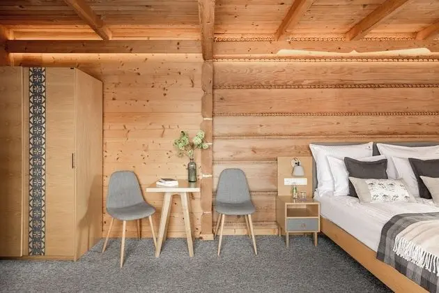 Deluxe Tek Büyük veya İki Ayrı Yataklı Oda, Balkon