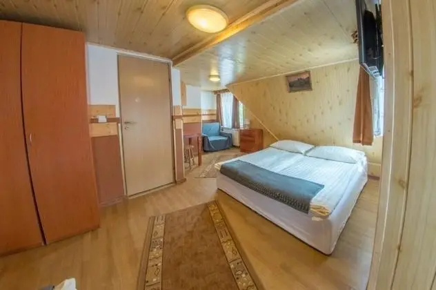 Üç Kişilik Oda (3)