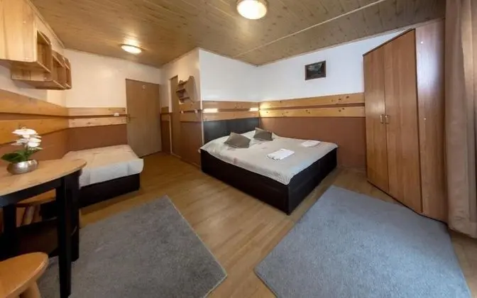 Üç Kişilik Oda (3)