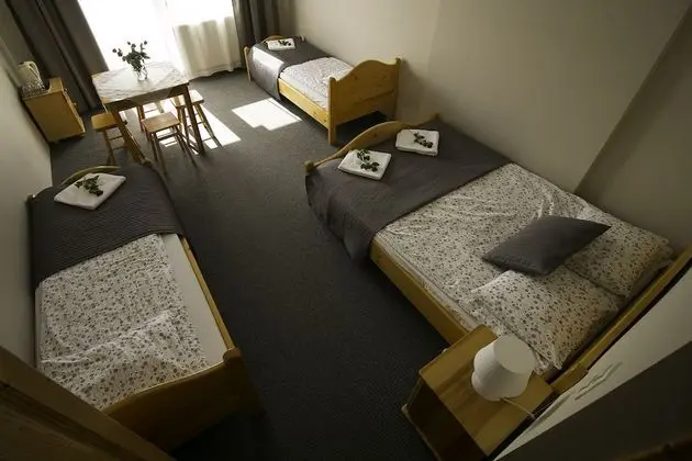 Basic Dört Kişilik Oda, Birden Çok Yatak, Sigara İçilmez