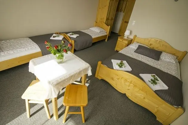 Basic Dört Kişilik Oda, Birden Çok Yatak, Sigara İçilmez