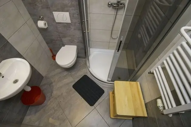 Basic Dört Kişilik Oda, Birden Çok Yatak, Sigara İçilmez