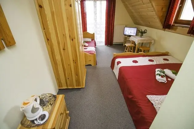 Basic Üç Kişilik Oda, 3 Tek Kişilik Yatak, Sigara İçilmez