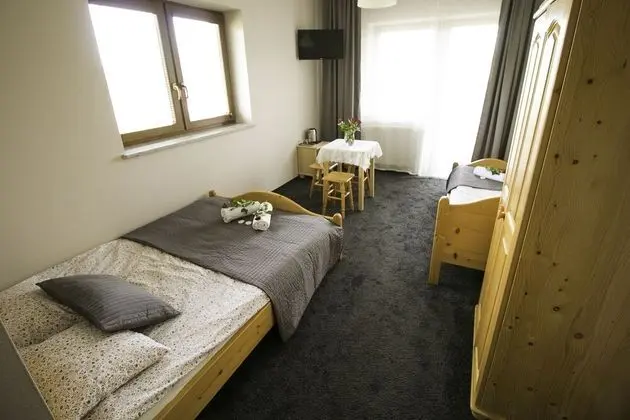 Basic Üç Kişilik Oda, Birden Çok Yatak, Sigara İçilmez