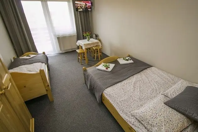 Basic Üç Kişilik Oda, Birden Çok Yatak, Sigara İçilmez