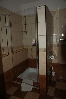 Tek Büyük Yataklı Oda (nr 2)