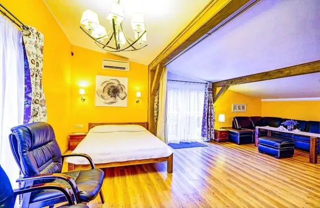 Classic Apart Daire, 2 Yatak Odası, Teras, Bahçe Manzaralı