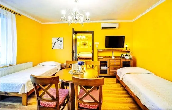 Classic Apart Daire, 2 Yatak Odası, Teras, Bahçe Manzaralı