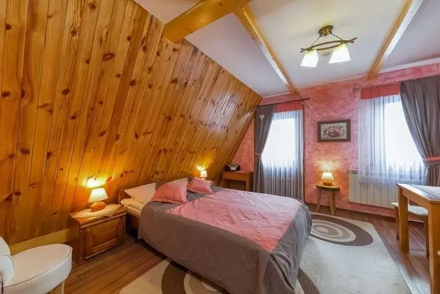 Comfort Tek Büyük Yataklı Oda