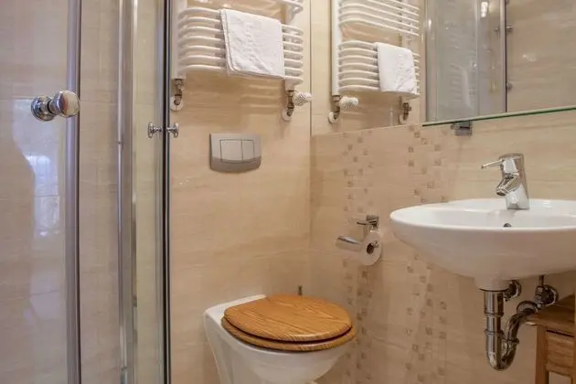 Tek Büyük Yataklı Oda, Balkon (201364736)