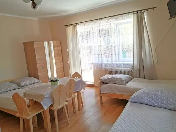 Dört Kişilik Oda (2)