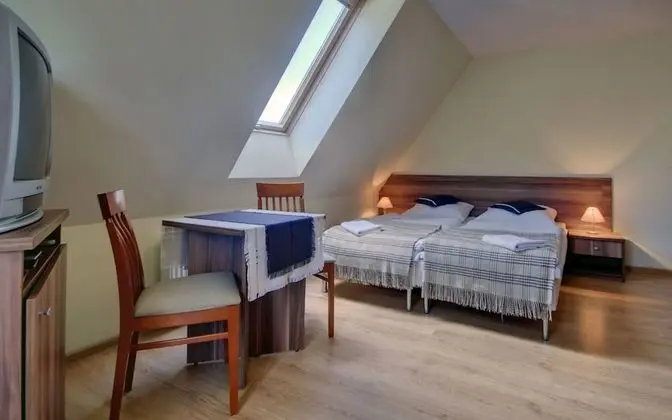 Tek Büyük Yataklı Oda (201692508)