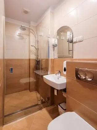 Family Oda, 2 Yatak Odası, Özel Banyo, Bahçe Manzaralı
