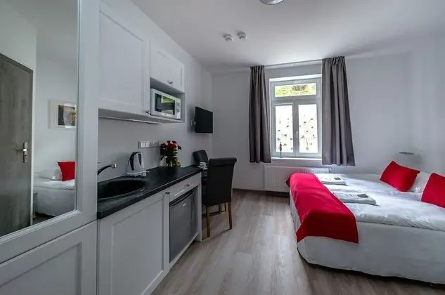 Comfort Tek Büyük Yataklı Oda