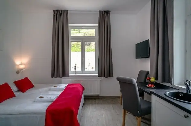 Standard Tek Büyük Yataklı Oda