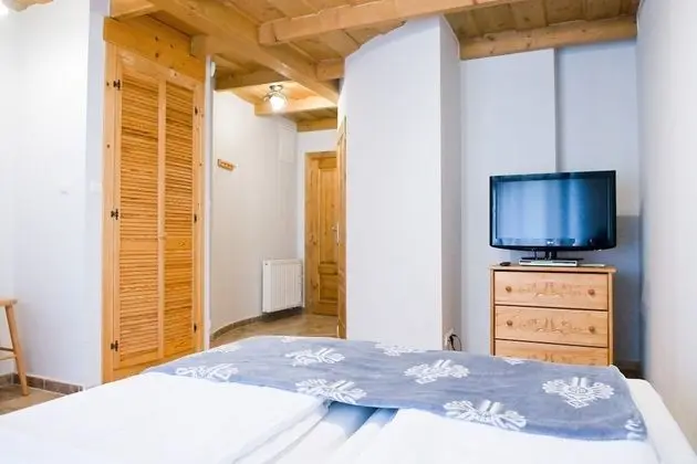 Deluxe Apartment (12)