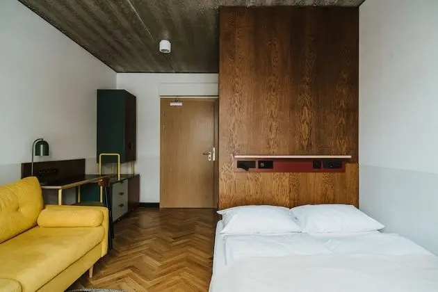 Comfort Tek Büyük Yataklı Oda