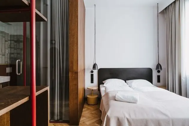 Comfort Tek Büyük Yataklı Oda