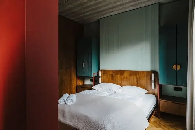 Comfort Tek Büyük Yataklı Oda