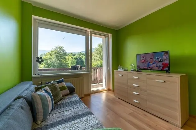 Tek Büyük Yataklı Oda, Balkon
