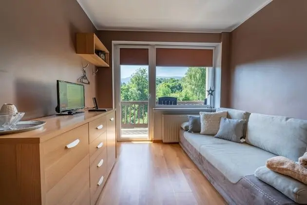 Tek Büyük Yataklı Oda, Balkon