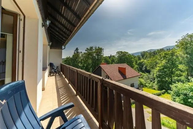 Tek Büyük Yataklı Oda, Balkon