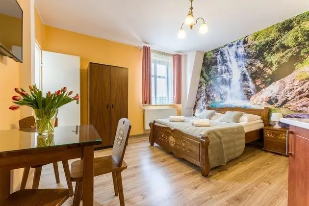 Classic Tek Büyük Yataklı Oda