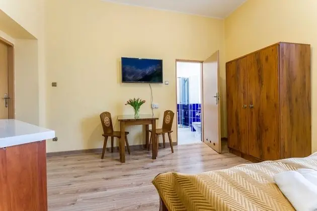 Classic Tek Büyük Yataklı Oda