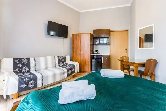 Classic Tek Büyük Yataklı Oda