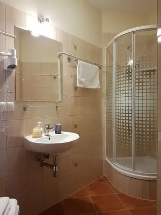 Standard Üç Kişilik Oda, 1 Çift Kişilik Yatak ve Çekyat