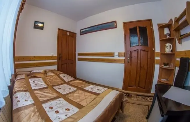 Tek Büyük Yataklı Oda (2)