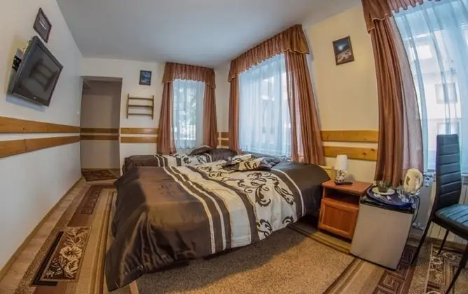 Üç Kişilik Oda (1)