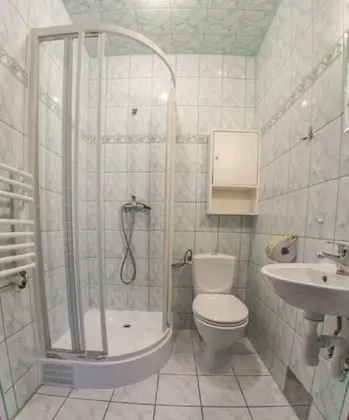 Üç Kişilik Oda (1)