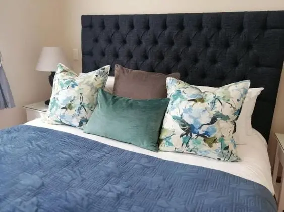 Deluxe Room (3)
