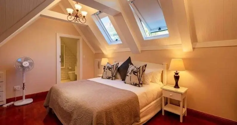 Standard Room (4)